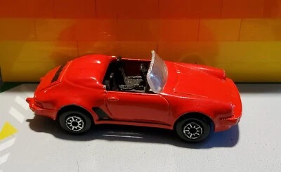Porsche 911 Speedster rojo Maisto 1/64 diecast Foto 1 de 3