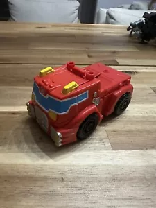 Transformers Rescue Bots Heatwave Fire-Bot Playskool Heroes Fire Red Truck - Picture 1 of 2