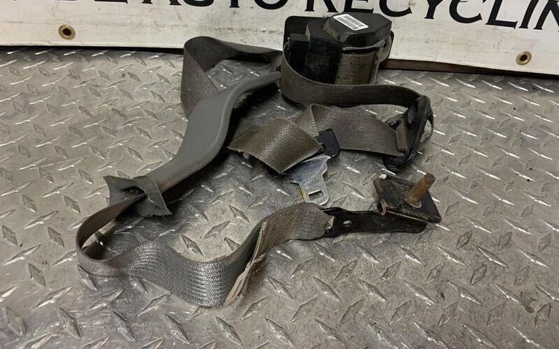 2006 2007 Ford Van E150 E250 E350 Front Driver Seat Belt Retractor COLOR GRAY - Image 1 of 1