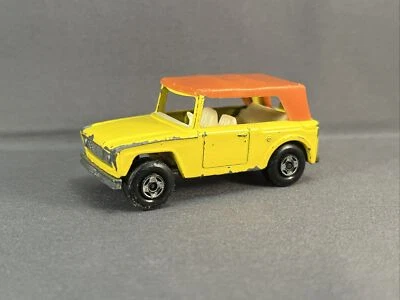 Vintage Lesney 1969 Matchbox Series No. 18 Superfast Yellow Field Car No Hitch - Image 1 of 4