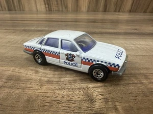 1991 Matchbox Jaguar XJ6 Police Car Vintage 1/64 - Picture 1 of 9
