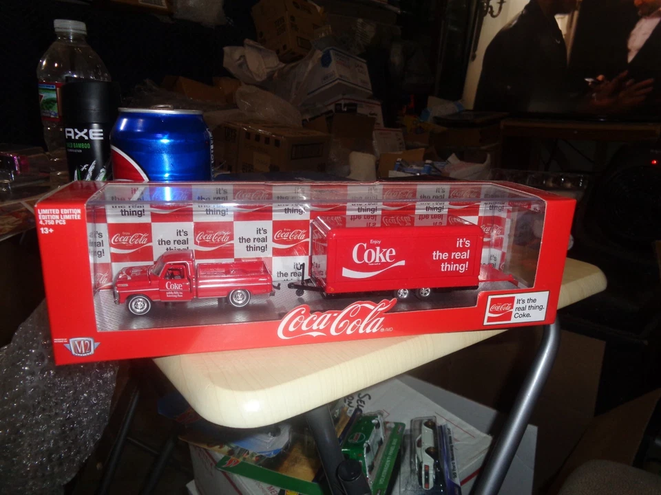 M2 Machines Coke Hauler 1969 Ford Ranger F250, Trailor & Mercury box 4ha - Image 1 of 1