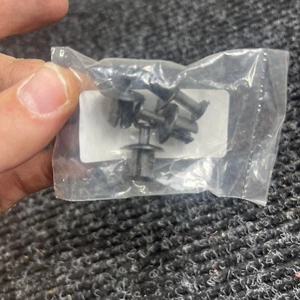 Fan Shroud Housing Rivet Set of 4 OES For BMW E30 E31 E32 E34 E36 E38 E39 E46 - Picture 1 of 2