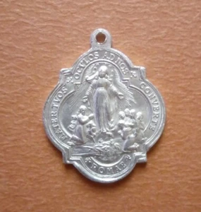 Anhänger Medaille Madonna Selige Jungfrau Maria Rom 3,0 x 2,6 cm (111) - Bild 1 von 2