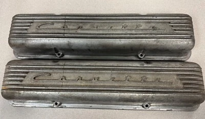 Chevrolet Corvette 1967 cubiertas de válvula de aluminio originales OEM con error de fundición Foto 1 de 4