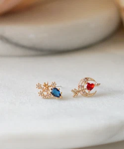 Crescent Moon and Star Stud Earrings, BTS Blackpink Kpop EXO Earrings - Picture 1 of 3