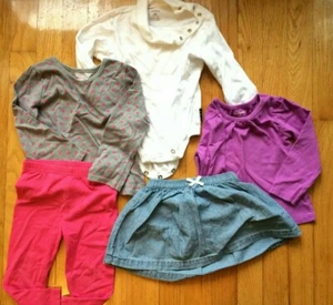  Paket Kleinkind Mädchen Kleidung Carter Ganimal 24M Shirt, Shorts, Unterteile - Bild 1 von 2