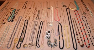 Vintage/Mod Costume Jewelry NECKLACE Lot - No Damage - Picture 1 of 18