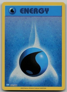 Basic Water Energy Classic Collection Trading Card Game Classic 033/034 NM - Picture 1 of 2