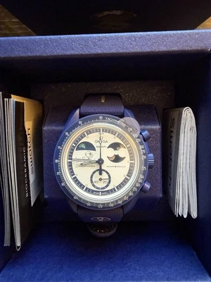 Swatch X Omega BEAVER MOON Mission To The Earthphase - Moonshine Gold NOVIEMBRE  Foto 1 de 4