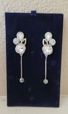 NEW Swarovski White Crystal Dangle Drop Cluster Silver Earrings - Image 1 of 4