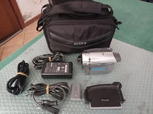 Sony DCR-HC96E Handycam MiniDV - Foto 1 di 12