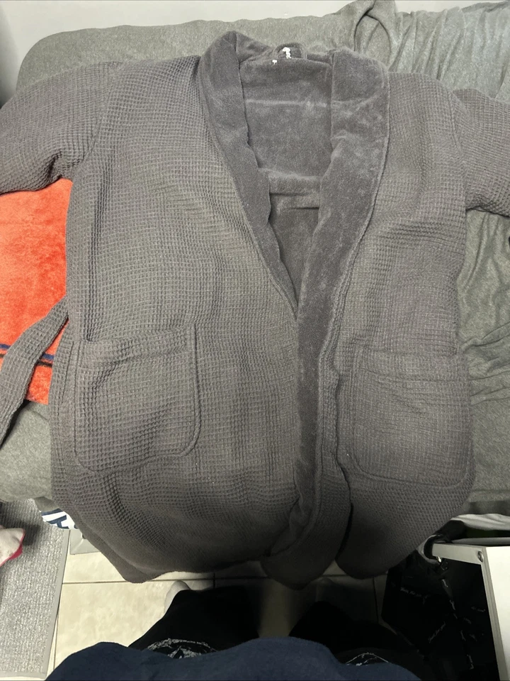 Bata Pottery Barn Gris Tejido Waffle Resort Talla Grande Ligeramente Usada Foto 1 de 4