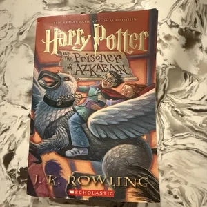 Harry Potter And The Prisoner Of Azkaban Paperback Book JK Rowling Scholastic - Picture 1 of 1