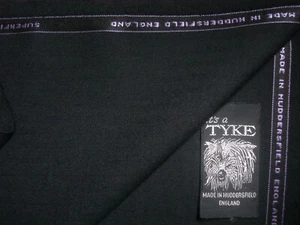 45% WOOL & 55% POLYESTER SUITING/JACKETING FABRIC MADE IN ENGLAND = 1.0 m. - Picture 1 of 11