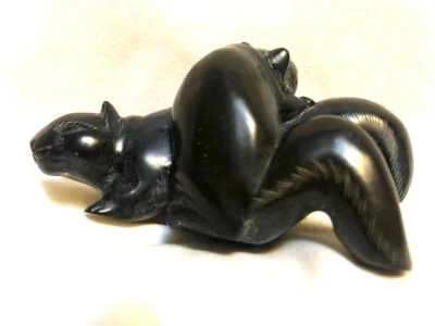 Inuit Soapstone Seal Carving - Image 1 of 4