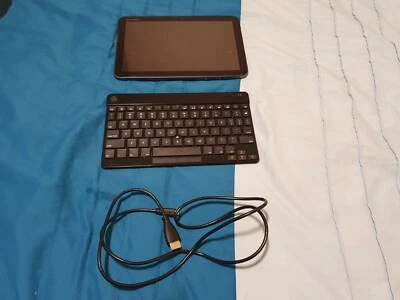 Motorola XOOM MZ604 32GB, Wi-Fi, 10.1in - Black with motorolla keyboard - Image 1 of 4