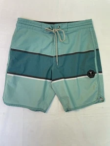 Vissla Boardshorts Herren 30 grün Badehose schnelltrocknend Stretch Strand Surfen - Bild 1 von 7