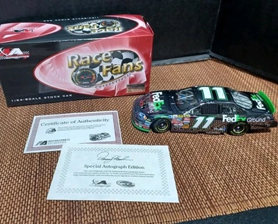Denny Hamlin #11 2006 FedEx Ground Pocono primera victoria NASCAR diecast 1:24 autógrafo Foto 1 de 4