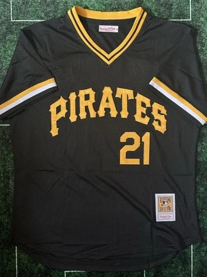 Camiseta deportiva de béisbol negra retro XL de Roberto Clemente Pittsburgh Pirates Foto 1 de 4