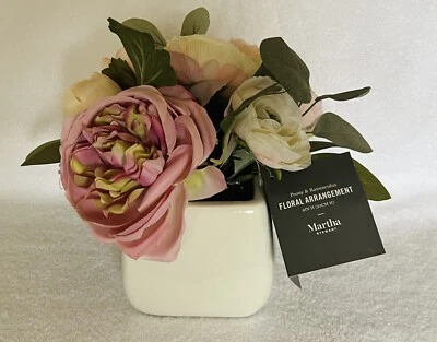 Planta de rosas artificiales Martha Stewart - Rosas rosas con florero blanco Foto 1 de 2