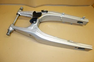 APRILIA pegaso 650ie 650 2003-2006 rear swingarm body frame suspension - Picture 1 of 9