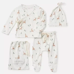 Elegant Baby Organic Cotton Printed Reindeer Coming Home 4 Pc Layette Unisex NB - Picture 1 of 2