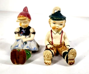 Vintage deutsche handbemalte sitzende Figuren Junge & Mädchen Made in Japan - Bild 1 von 6