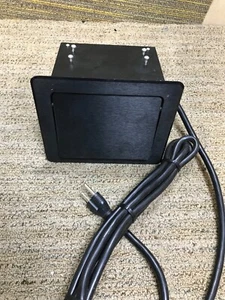 Centro de alimentación Crestron FT-PWR-D-B, FlipTop™, - Imagen 1 de 4