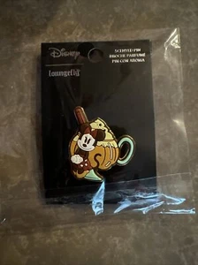 Loungefly Disney Scented Pumpkin Spice Latte Pin Minnie Mouse New Exclusive 3D - Picture 1 of 8