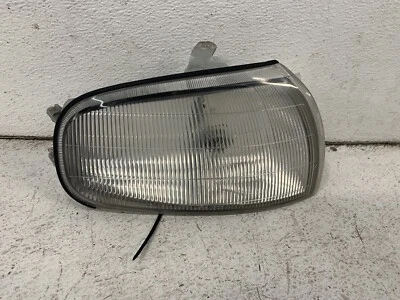 Toyota Camry 1992-1994 pasajero derecho esquina delantera luz estacionamiento lámpara fabricante original defectuoso Foto 1 de 4