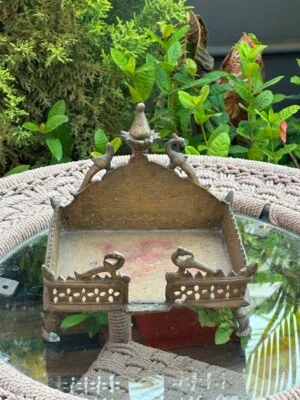 Antigua figura de pavo real de latón de 1700 templo hindú Sinhasan dios estatua Mandir Foto 1 de 4