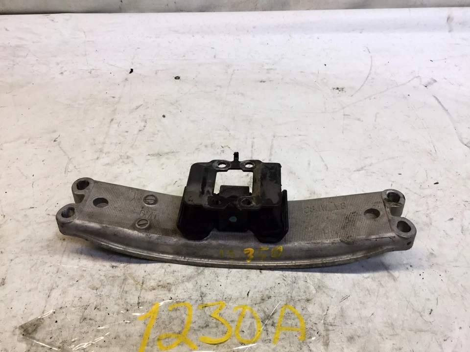 06-10 LEXUS IS350 TRACCIÓN TRASERA 3,5 L SOPORTE DE MONTAJE DE TRANSMISIÓN OEM Y 1230A Foto 1 de 4