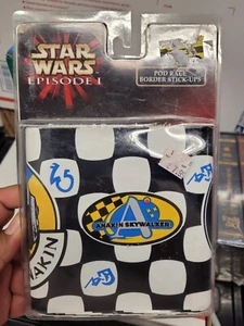 Nuovo Priss Prints Star Wars Episodio I Pod Race Border Stick-Ups sigillato vintage  - Foto 1 di 5