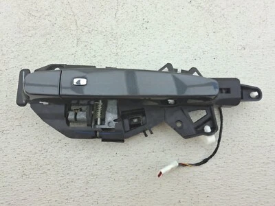 GMC Terrain 2018-2019 manija de puerta exterior delantera derecha con soporte 13521820 OEM Foto 1 de 4