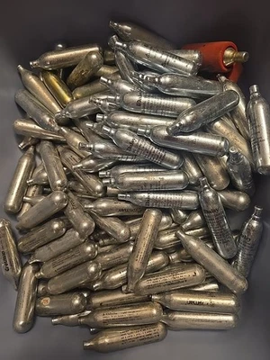 130 28 Daisy - 88 Crosman - 14 Misc 12 gram CO2 Refill Cartridges FREE US SHIP - Image 1 of 4