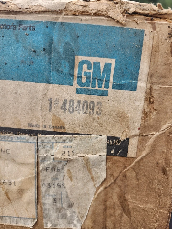 1972 Pontiac Catalina  Bonneville & SW L.H. Front Fender Extension NOS #484093  - Image 1 of 4