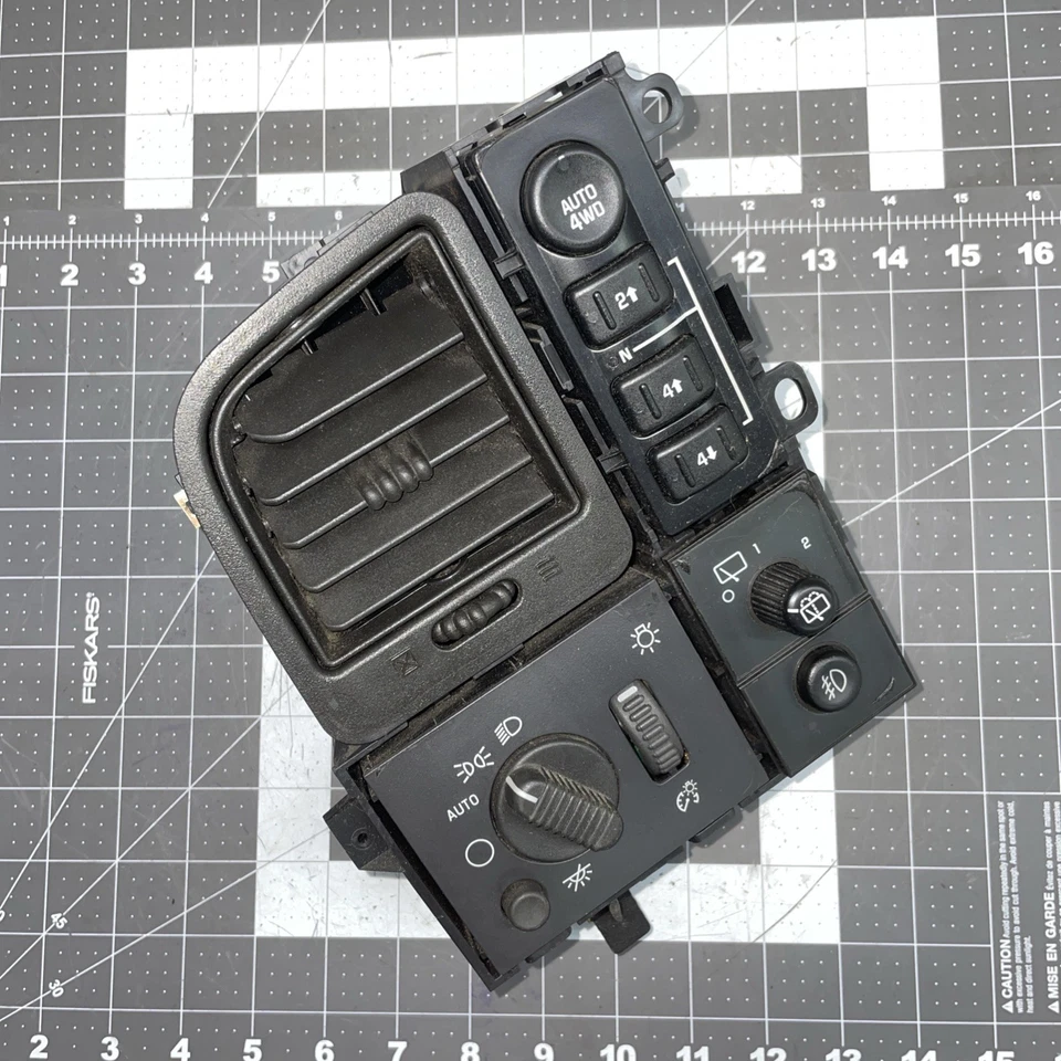 Escalade Sierra Tahoe 1999 2006 faro limpiaparabrisas luz antiniebla conjunto tracción en las 4 ruedas Foto 1 de 4