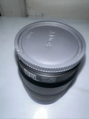 Sony SEL E 18-135mm F/3.5-5.6 OSS Lens - Image 1 of 4