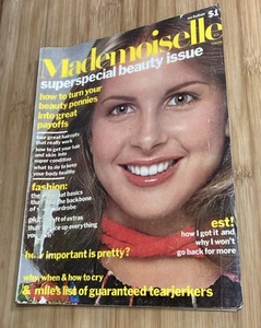 Mademoiselle Magazine October 1975 Fashion Superspecial Beauty Clothing Vintage - Picture 1 of 12