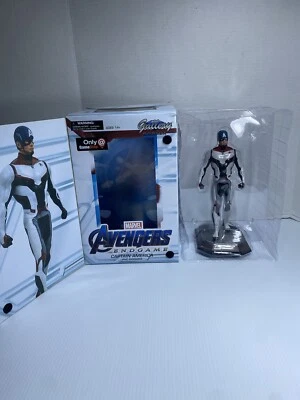 Diamond Select GameStop 2019 exclusivo Avengers Endgame Capitán América estatua Foto 1 de 4