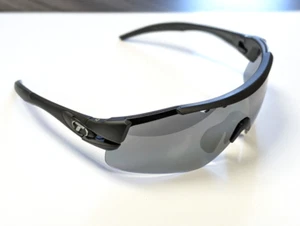 Tifosi Optics Alliant SE Sunglasses Matte Black, w/Smoke Mirror Lenses, #282 - Picture 1 of 10