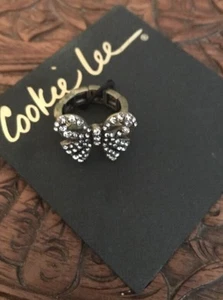 Cookie Lee stretch ring Ribbon Rhinestones NEW - Picture 1 of 3