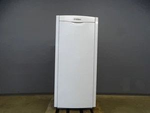 Vaillant icoVIT exclusiv VKO Dach 256/3-7 Öl-Brennwert-Kessel 25kW Bj.2019 - Picture 1 of 18