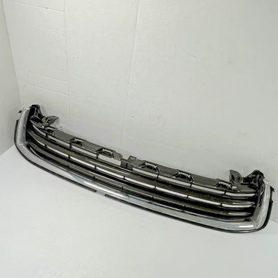 Parachoques delantero usado Toyota Highlander 2014-2016 parrilla inferior 53112-0E120 OEM Foto 1 de 4