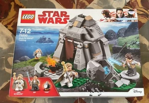 BOITE SET  SCELLE LEGO STAR WARS 75200 AHCH-TO ISLAND TRAINING REY LUKE JEDI - Foto 1 di 2