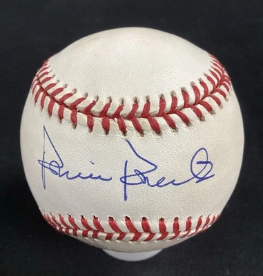 Robin Roberts Signed Baseball OMLB Philadelphia Phillies HOF Autograph TPG - Image 1 of 4