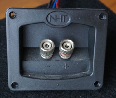 NHT Classic THREE 3-WAY Crossover / Speaker C...