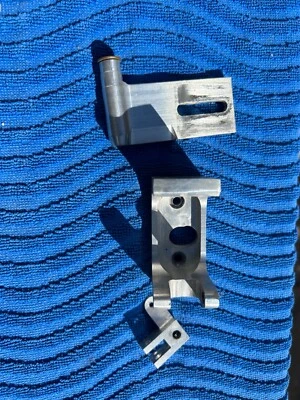 Insane RC Boat hardware Uni-mount Stand Off  Aluminum Uni-Mount 4 Cat RC Boat - Image 1 of 3