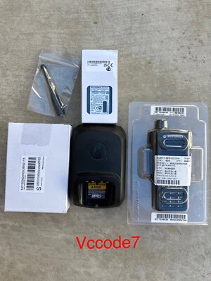 MOTOROLA APX1000 7/800 Fase 1 y II TDMA NOS con micrófono usado Foto 1 de 4